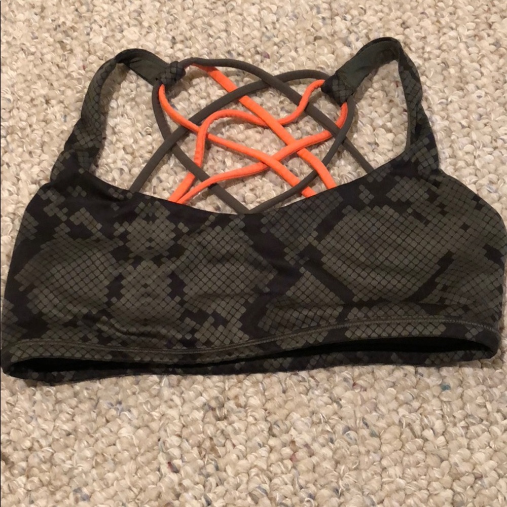 Lululemon free to be wild bra